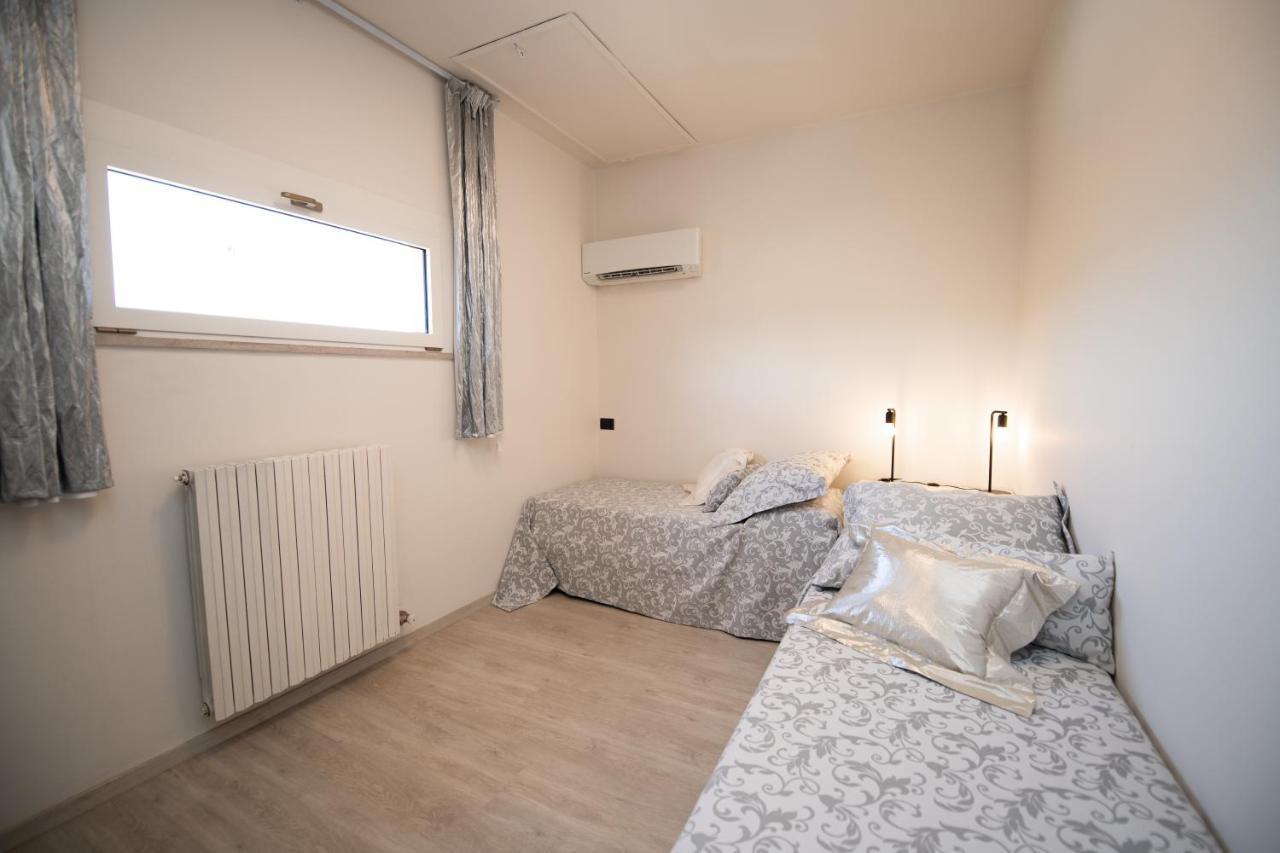Il Cortiletto - Appartamento Lores Manerba del Garda Exteriör bild