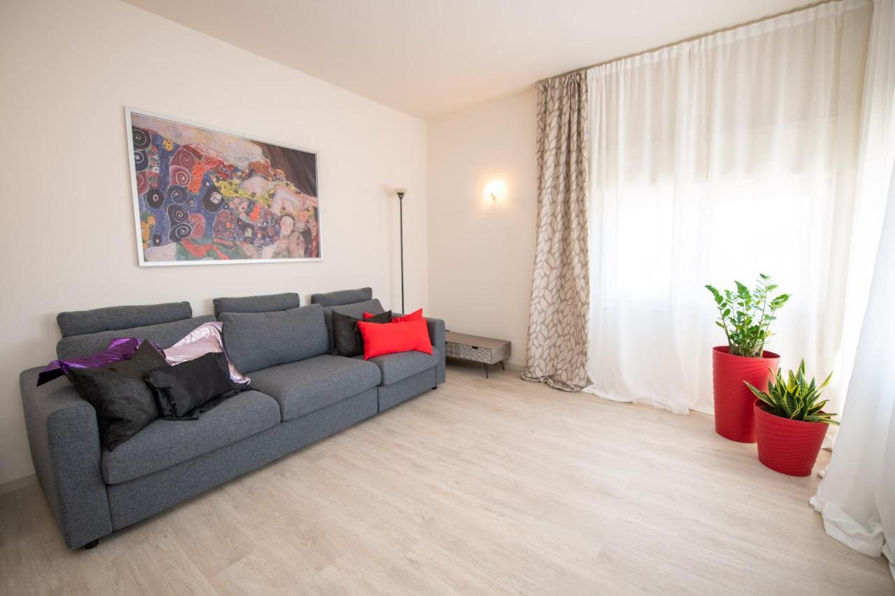 Il Cortiletto - Appartamento Lores Manerba del Garda Exteriör bild