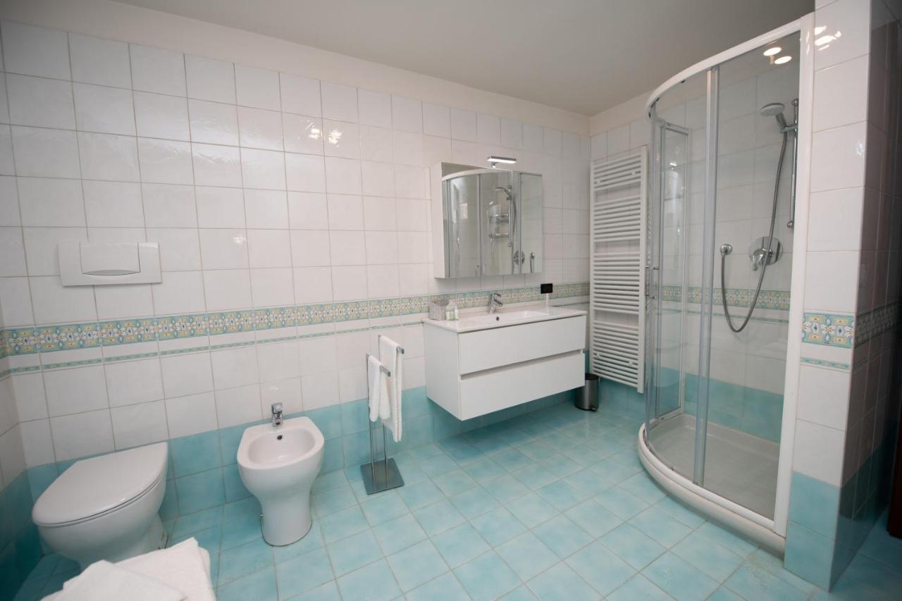 Il Cortiletto - Appartamento Lores Manerba del Garda Exteriör bild
